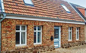 Awesome Home In Buetzow With Wifi